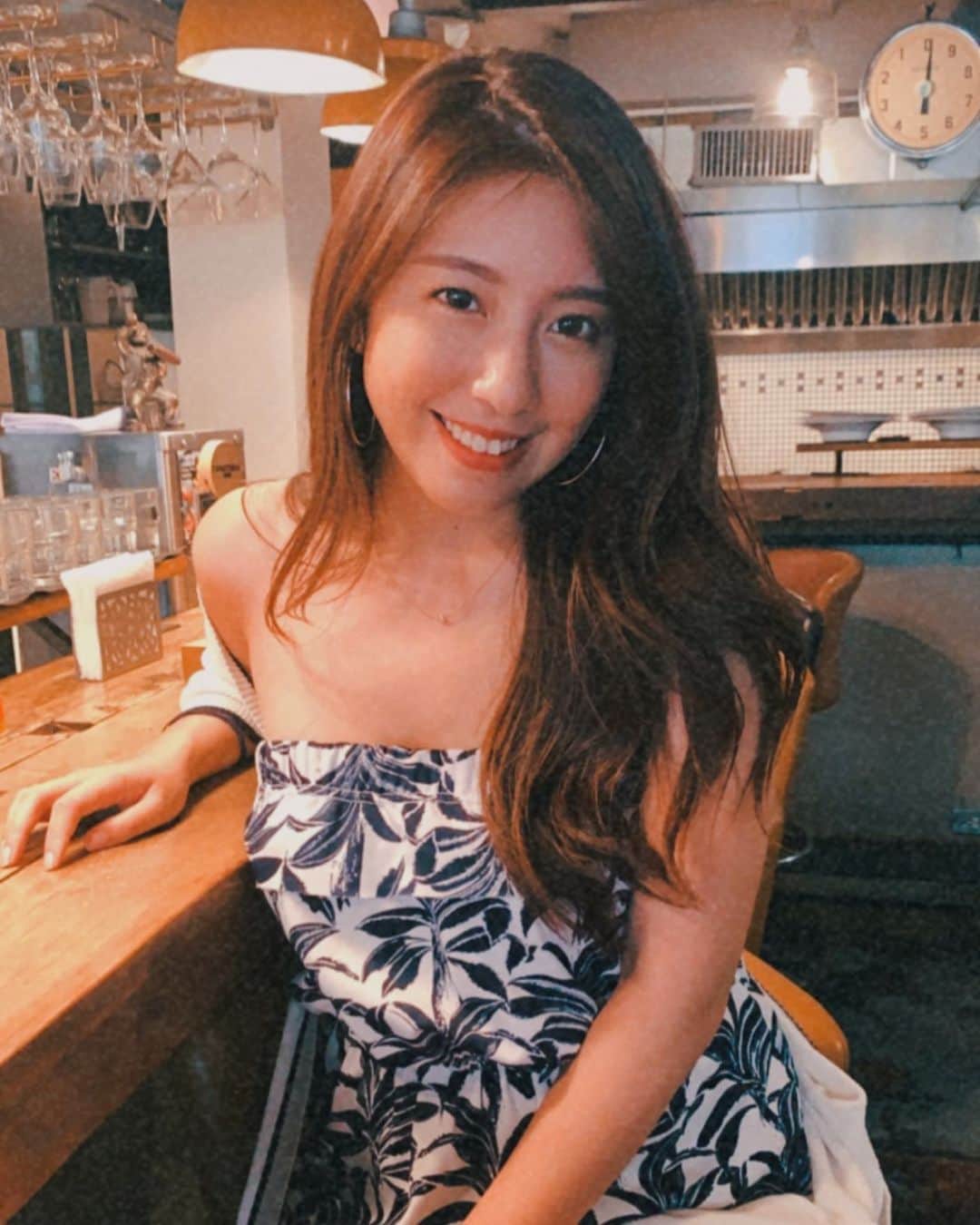 辜莞允（Nono Ku）のインスタグラム：「我已經一個禮拜沒開動森了 原因很荒謬的是⋯我想維持跟居民的好感度😂 上週因為事情比較多所以幾天沒開 如果要維持每天都有跟居民講到話的好感度的話 我就必須調時間！ 而且還要調好多天想到就累哈哈哈 玩個遊戲為什麼要給自己那麼大壓力自己都覺得好笑 #因為佳敏生日我沒送她禮物 #不然等下就來一天一天調吧嗚嗚 #什麼人際關係的遊戲啦」