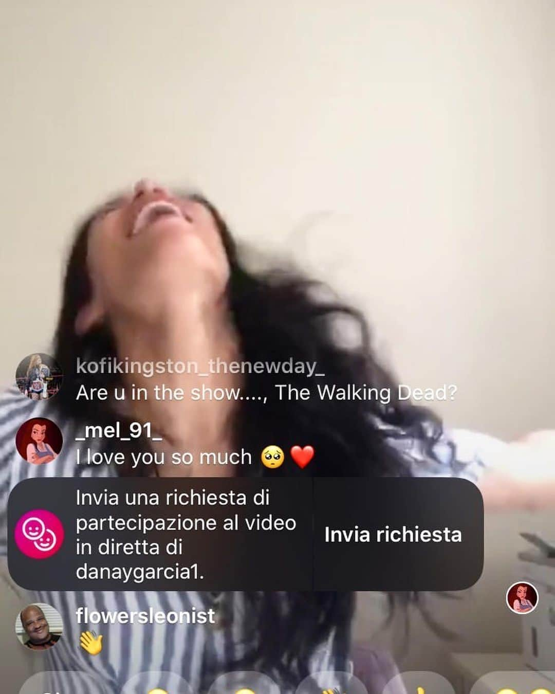 ダナイ・ガルシアさんのインスタグラム写真 - (ダナイ・ガルシアInstagram)「Another amazing IG LIVE with karaoke/ chat included!!! Thank you for making this  possible. Love you guys!!! 🥰🌷 Hope you have a wonderful day. Please stay safe, stay home and stay strong. Sending besos 💋 to you!!!! 🙏🏻🍀🌸💕👑 #thisishappening #love #gratitude #world #together #magic #happens #universe #light #world #amor #luz #community @tihproductions  Never forget the magic 👊🏻👑」5月28日 1時37分 - danaygarcia1