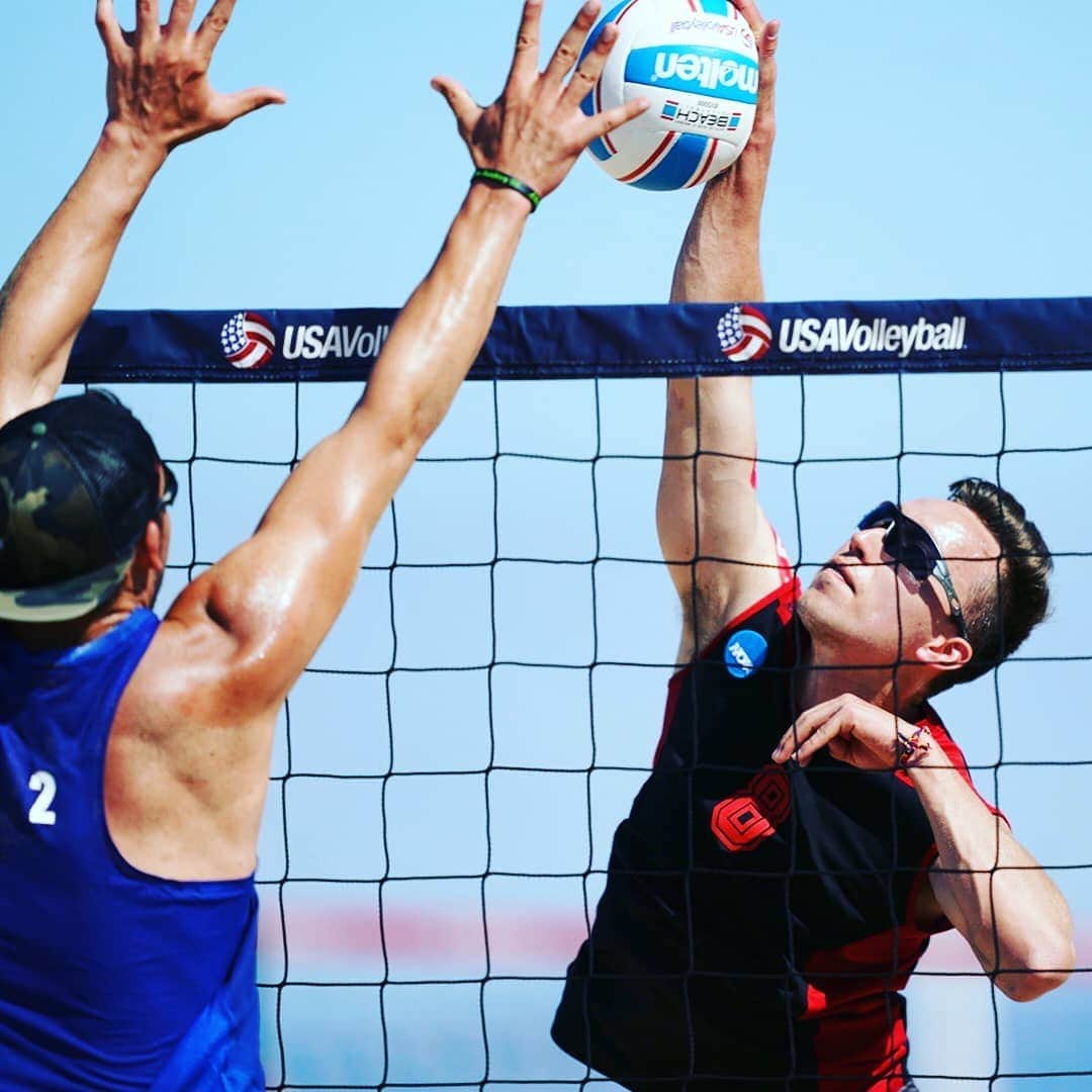 USA Volleyballさんのインスタグラム写真 - (USA VolleyballInstagram)「📣Congrats to the 43 athletes and five coaches named to the 2020 Beach Collegiate National Team! 📣 --- Here are a few... full roster at usavolleyball.org!」5月28日 1時41分 - usavolleyball