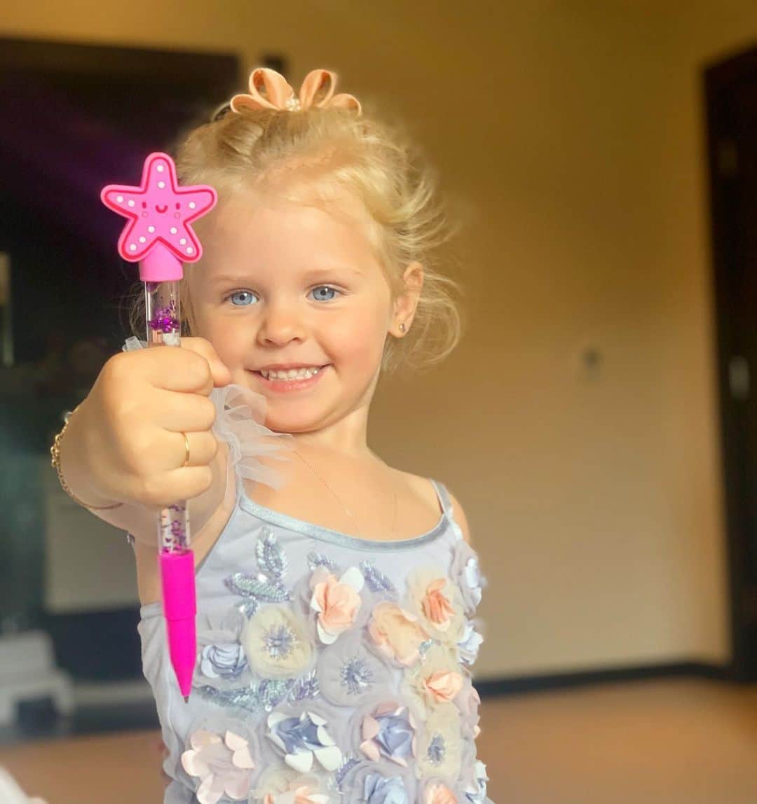 ナタリア・ベッカーのインスタグラム：「Nossa princesa 👸🏼」