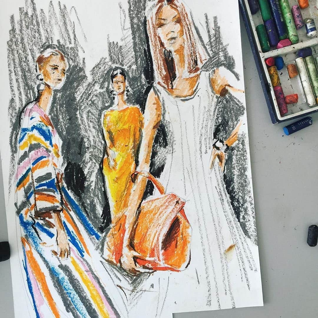 オスカーデラレンタさんのインスタグラム写真 - (オスカーデラレンタInstagram)「Oscar de la Renta celebrates your artwork. @merryanykeya captures the vibrant elegance of #odlrspring2020 with a color-bright oil pastel sketch of a backstage scene.」5月28日 2時13分 - oscardelarenta