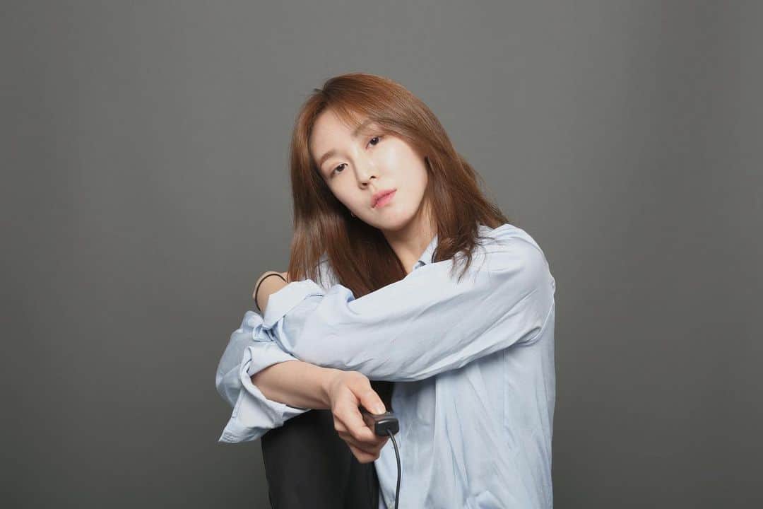 オ・ヨンギョン のインスタグラム：「셀피컷📷 #프롬포토 #selfie」