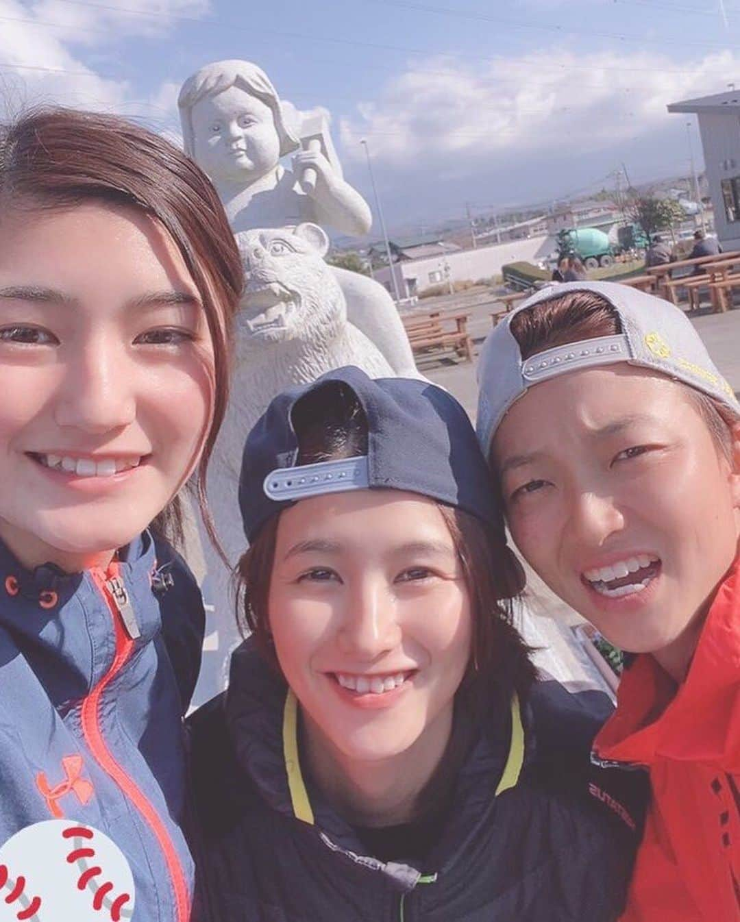 加藤優さんのインスタグラム写真 - (加藤優Instagram)「. . ‪【女子野球情報】‬ . .  静岡県の静清高校に‬ ‪女子硬式野球部が立ち上がります‼️‬. . ‪監督はなんと…‬ ‪元 女子プロ野球選手、‬ ‪現 西武ライオンズレディース所属‬ ‪岩見香枝選手です‼️‬. .  女子野球界No. 1の守備力と‬ ‪トレーニングや身体の知識も豊富で‬ ‪女子高生達は様々な事を 学べる部活になると思います。 羨ましい‼️‬. .  親愛なる岩見さん🔥 毎年自主トレも一緒にさせていただいたり、 私もたくさんお世話になっている先輩でもあるので、 ものすごく、応援しています！！！. . .  #岩見香枝 選手 #静清高校 #静岡県 #女子野球 #女子硬式野球部」5月28日 13時02分 - y_k_009