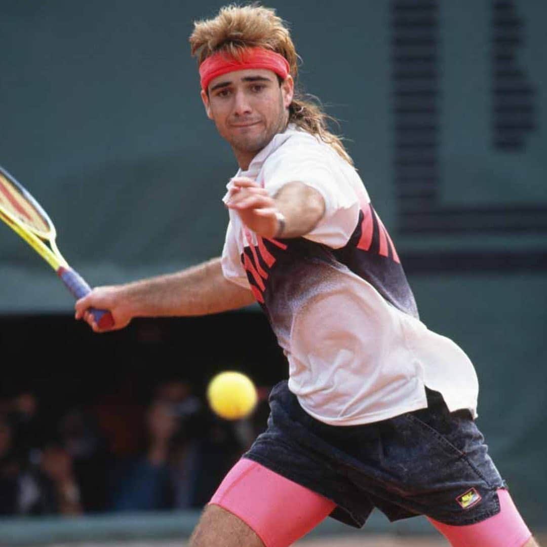 ATP World Tourさんのインスタグラム写真 - (ATP World TourInstagram)「Tennis, but make it fashion 😎 . The best @rolandgarros outfit of all time is... 🤔」5月28日 5時13分 - atptour