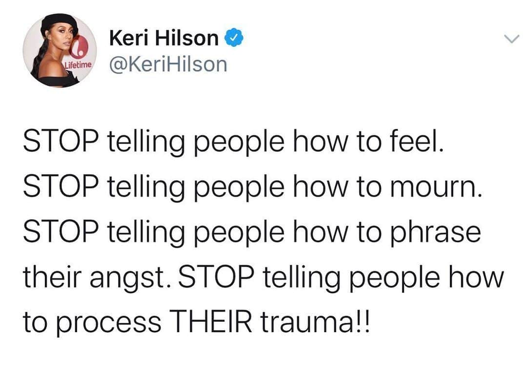 ケリー・ヒルソンのインスタグラム：「Stop that shit.」