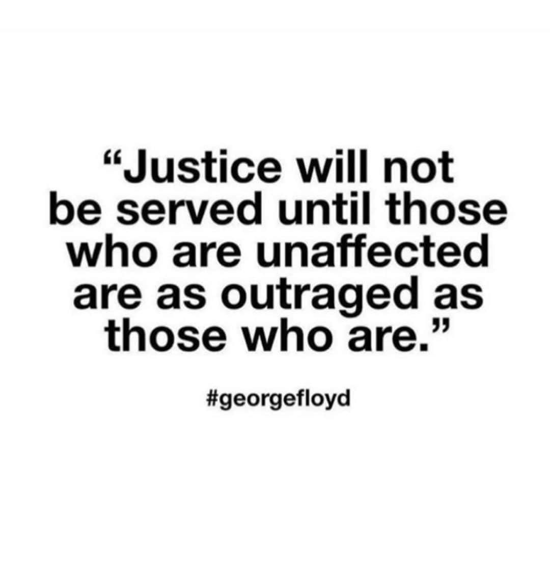シャンテル・ヴァンサンテンのインスタグラム：「I dont have the perfect words but I cant allow that to keep me silent in the face of racism and murder... I am enraged. We must again stand and scream for justice. As another crime is taped, another precious life is lost.. we must not just be aware of the daily issue of racism in our country... WE MUST TAKE ACTION. It starts with each of us... I am aware of my responsibility to continually educate myself on how to be a part of the solution against racism. Dismantling starts within each of us and WE need to stand up and make change happen. The only way forward is to keep fighting against racism. #JusticeForGeorgeFloyd #BlackLivesMatter」