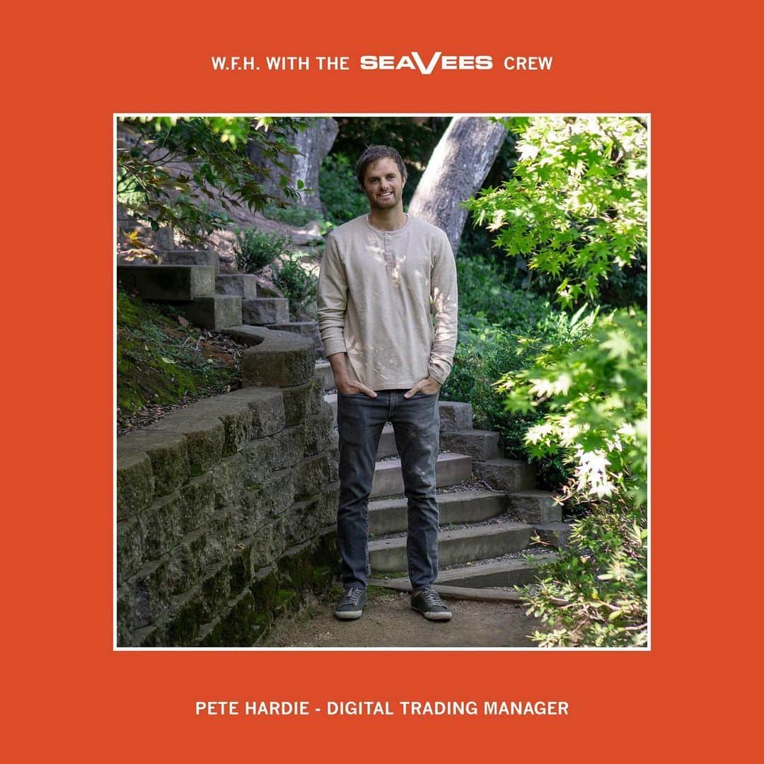 シービーズのインスタグラム：「It's time for WFH with the SeaVees Crew 🙌⁣ ⁣⁣ ⁣This is Pete, our Digital Trading Manager. He's got English roots and California flare. Swipe through to get to know Pete, and be sure to take notes on how to make a killer cup of tea ☕️ ⁣ ⁣⁣ ⁣#letsgetcasual⁣ ⁣」