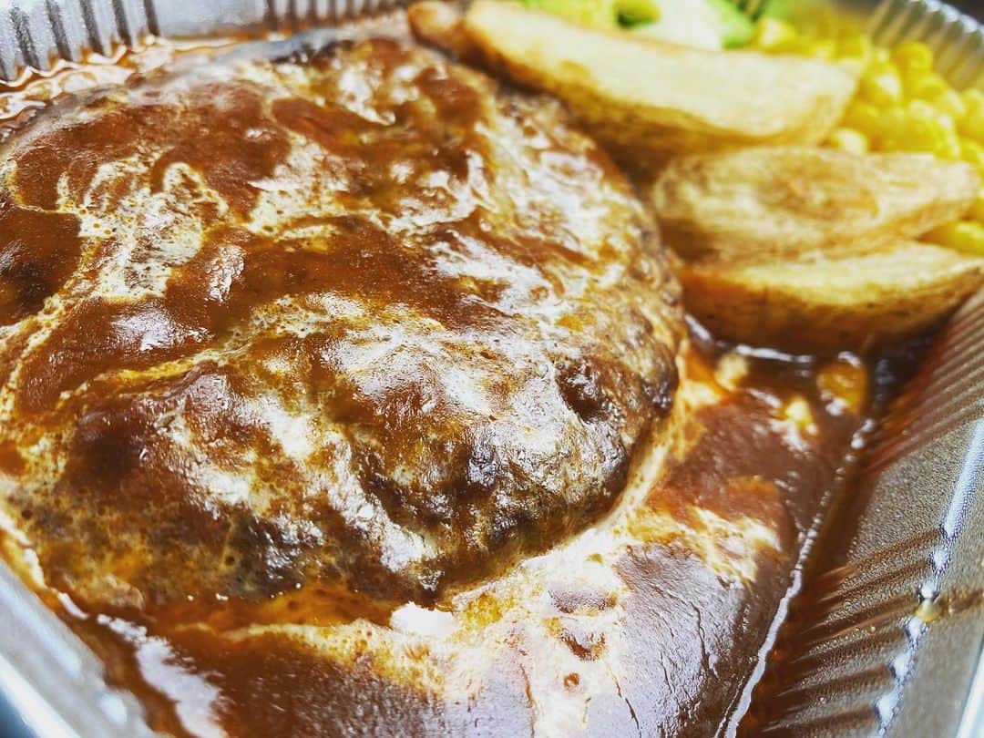 倉橋友和のグルメインスタ