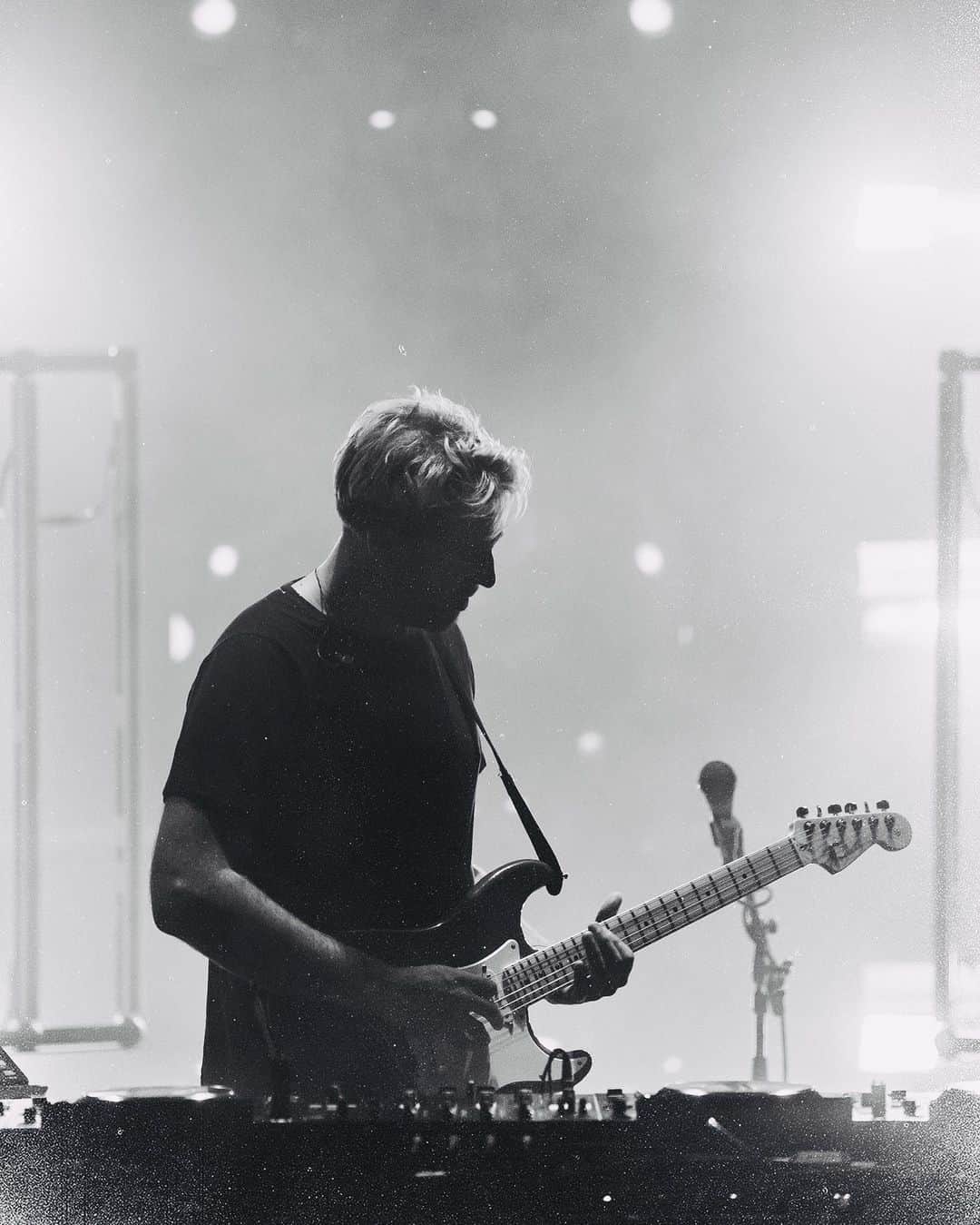 Flight Facilitiesのインスタグラム：「You can make one request... go 🎸」
