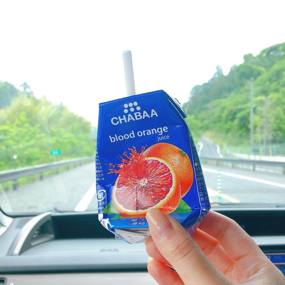 太田りこのインスタグラム：「#bloodorange #bloodorangejuice #chabaa #chabaajuice #orange #juice #drive #japan」