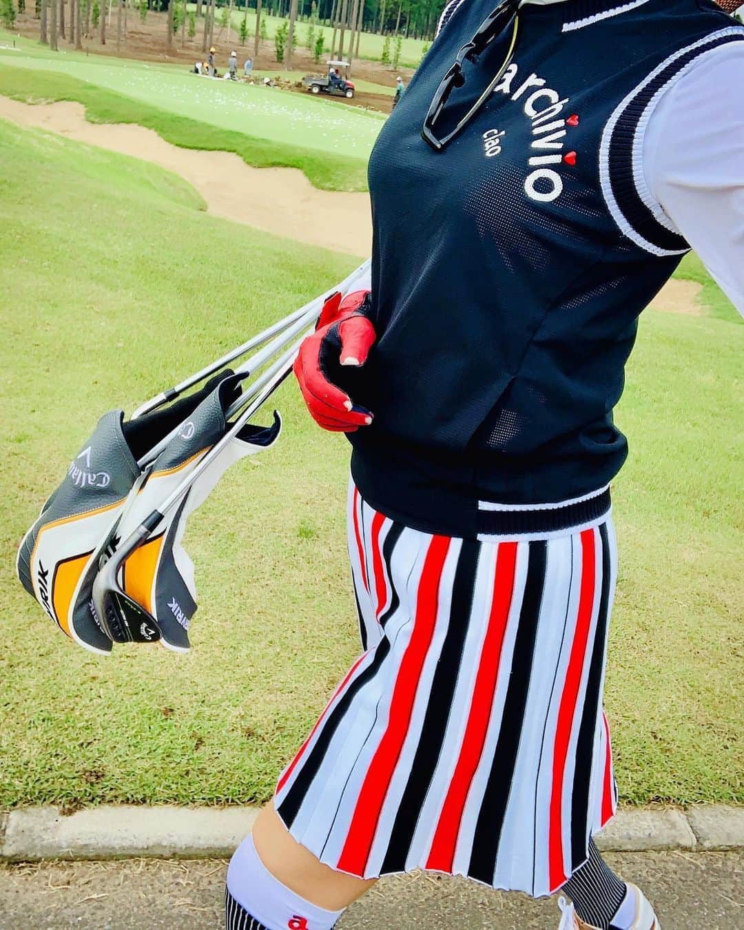のインスタグラム：「L♡VＥ⛳️G♡LF #callawaygolf  #archivio #eyevol  #eyevoltokyostore  #bushnellgolf #golf #golfstagram  #golfwear  #golfgirl  #reinagolf」