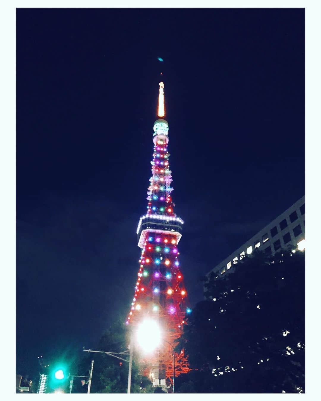 M'sブライダルさんのインスタグラム写真 - (M'sブライダルInstagram)「#東京タワー🗼 #ライトアップ✨ #芝公園からの東京タワー #夜景が綺麗 #展望台からの景色 #デートスポット #結婚しました❤️ #再婚しました #出会い#お見合い結婚 #エムズブライダルジャパン🌺 #エムズブライダル🌈」5月28日 22時39分 - msbridal_pr