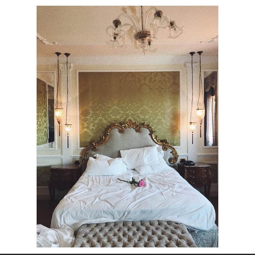 マチルダ・ルッツのインスタグラム：「Day dreaming .... #italia #quantoseibella」