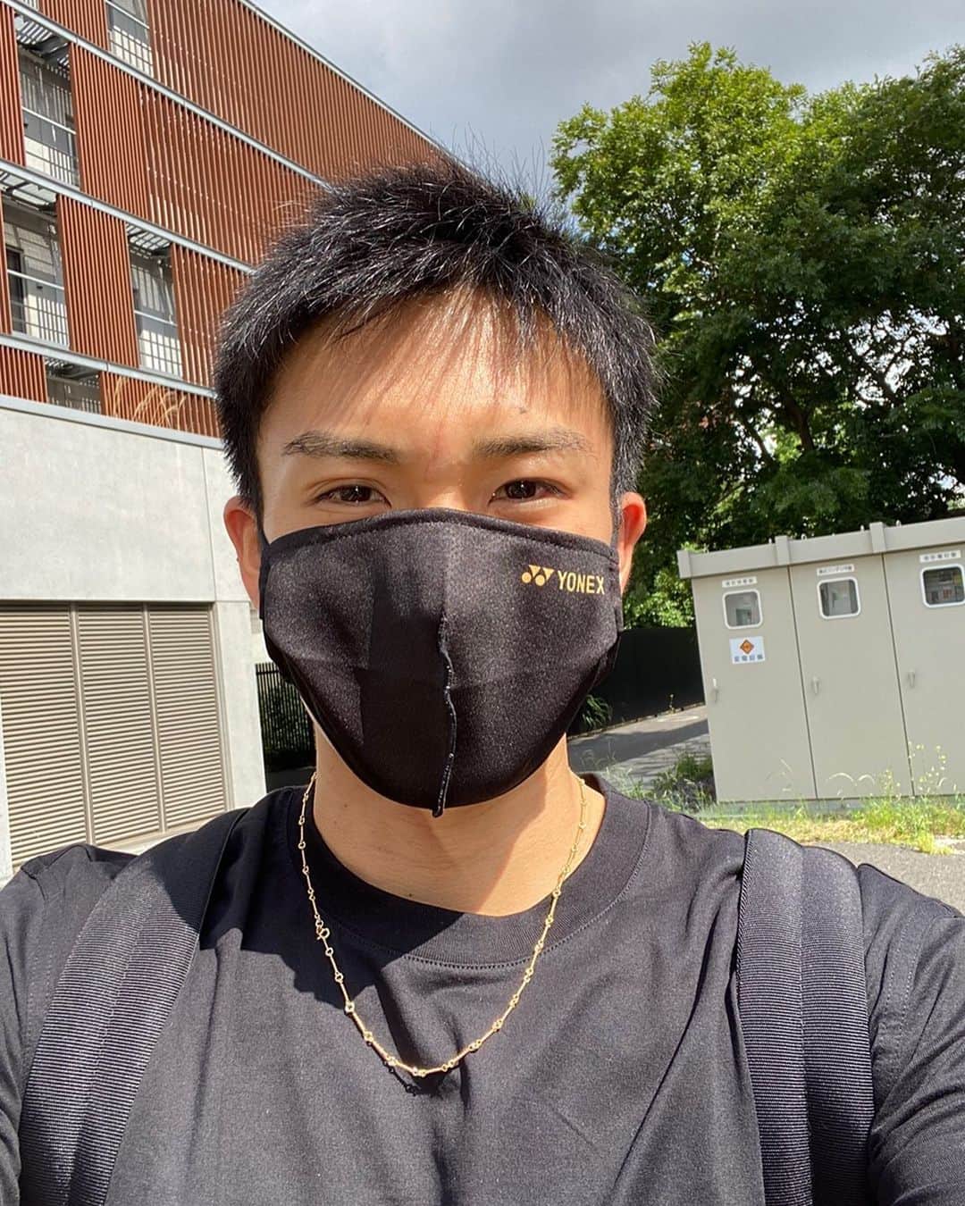 桃田賢斗のインスタグラム：「ヨネックスから、マスクを頂きました。 心遣いありがたいです。 ありがとう @yonex_jp  #yonex #感謝 #初心を忘れずに」