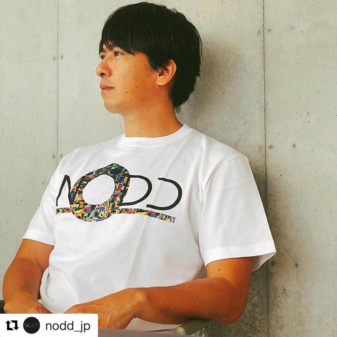 飯沼誠司さんのインスタグラム写真 - (飯沼誠司Instagram)「NODDの最新作  #Repost @nodd_jp with @get_repost ・・・ -NEWARRIVAL-  LIMITLESS CIRCLE 【T-SHIRT WHITE】  NODD × 長谷川  諒  model:飯沼誠司（NODDアンバサダー） @seiji_iinuma ¥3,870 税込  #nodd #fashion #tshirt  #graphicdesign #design #art #illustration #outsiderart #handicap #japan #lifeguard #athletesavejapan  #ノッド #飯沼誠司 #麦わら屋 #みんなのデザイン思考 #tシャツ #ファッション #ストリートファッション #ストリート #デザイン #現代アート #アールブリュット #アウトサイダーアート #芸術 #チャリティー #ライフガード #アスリートセーブジャパン」5月28日 17時21分 - seiji_iinuma