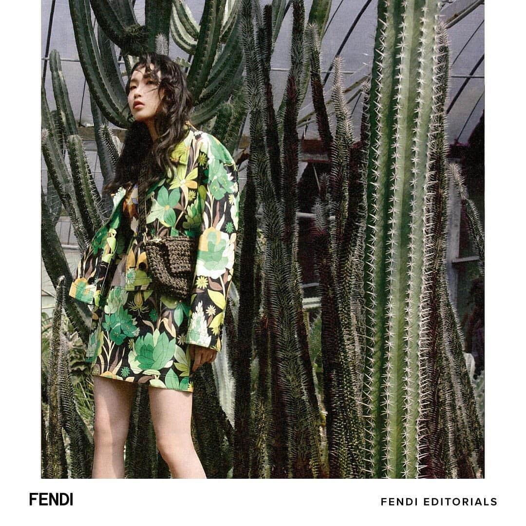 Fendiさんのインスタグラム写真 - (FendiInstagram)「A #FendiSS20 look feature for @styletccom. #FendiEditorials」5月28日 23時07分 - fendi