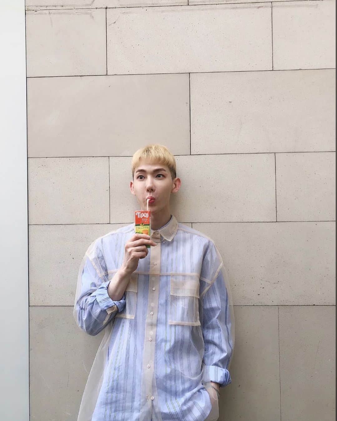 チョ・グォン さんのインスタグラム写真 - (チョ・グォン Instagram)「🍑🍊」5月28日 17時38分 - kwon_jo