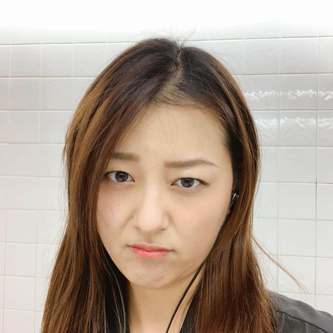 長沢美月さんのインスタグラム写真 - (長沢美月Instagram)「久しぶりのヘアカラー✨ 嬉しい😆 Beforeって表情も大事よね。笑 #tokyo88 #haircolor #ブログ更新しました」5月28日 17時39分 - _mizuki_0212