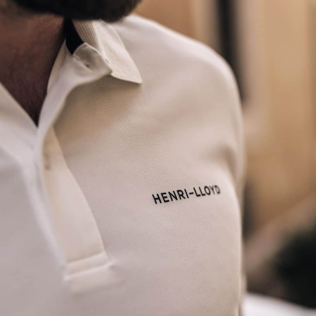 のインスタグラム：「Summer Polos - As the weather changes so should your wardrobe. Prepare for sunny days ahead with our collection of technical and everyday polo shirts. Shop now by clicking the link in our bio #poloshirt #polo #shirt #summer #clothing #henrilloyd #sailing #sail #sailor」