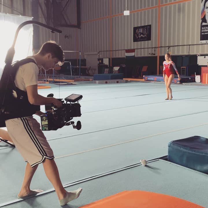 リーケ・ウェイファースのインスタグラム：「Such a nice feeling to finally dance my choreo again! ❤️ It’s been a long time, since Worlds! Missed you! ❤️💃🏼We have been working on something very special, coming up soon! 🎬 @bartvandenaardweg」