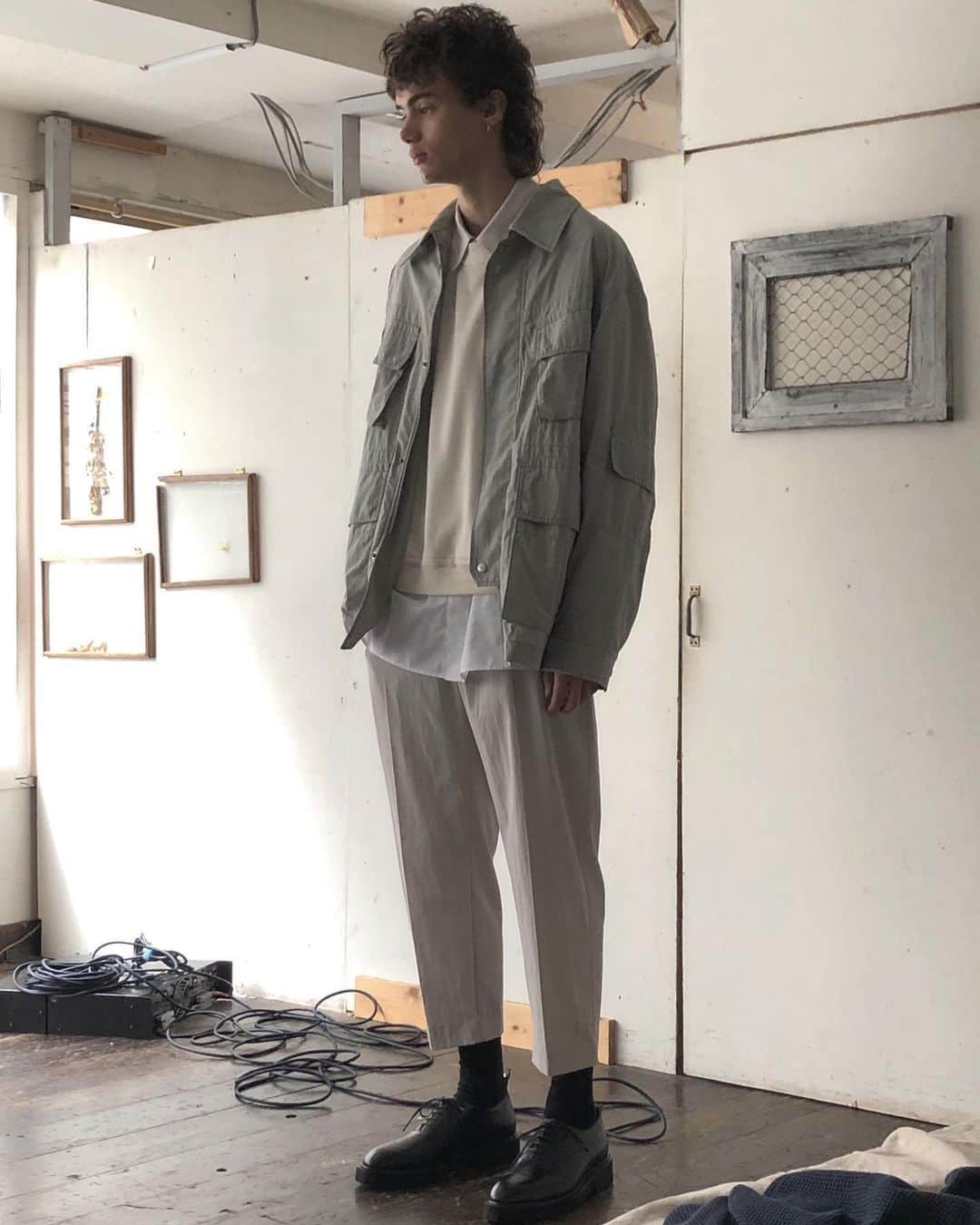 ウィザードのインスタグラム：「2020 SPRING SUMMER COLLECTION ”New Dawn Fades”  1980’s  jim jarmusch の作品 "Permanent Vacation” とJoy Divisionの楽曲 ”New Dawn Fades”のストーリーを重ね合わせイメージされたコレクション  OFFICIAL WEB  STORE  https://wizzard.stores.jp/  #wizzard_fac #wizzard #fashion #tokyofashion  #streetfashion  #fashionphoto  #streetwearbrand  #streetwearaddicted #20ss #designersbrand #domesticbrand #2020ss」