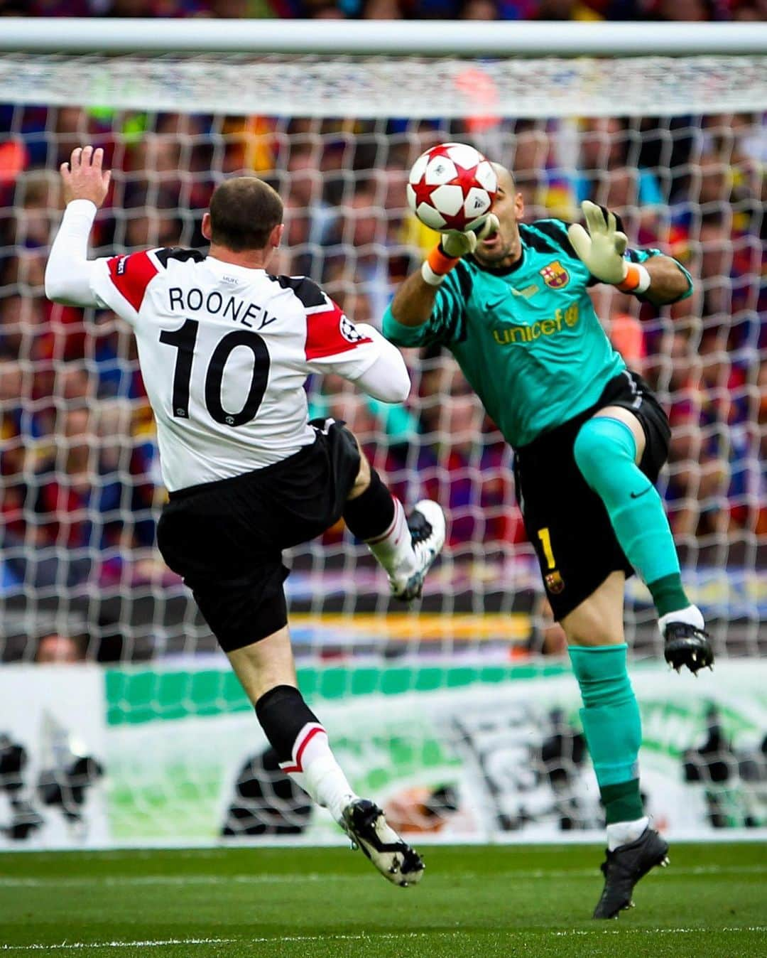 FCバルセロナさんのインスタグラム写真 - (FCバルセロナInstagram)「#OTD 🏆 The 2011 @championsleague final FC Barcelona 🆚 Manchester United 📍 Wembley Stadium」5月28日 19時02分 - fcbarcelona