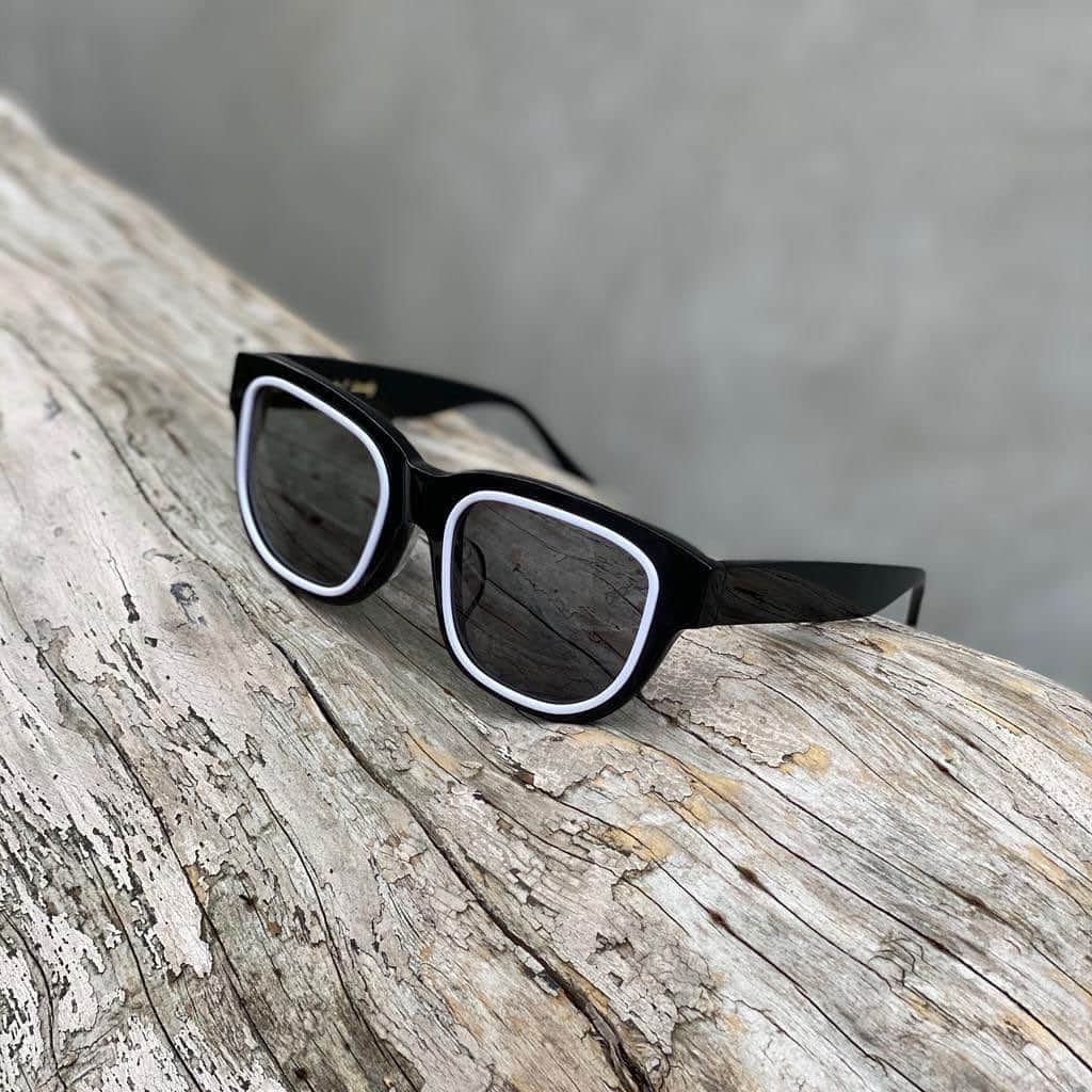 レアDENHAMデンハム×Rock Steadyロックステディ サングラス レア！入手困難】DENHAM デンハム Rock Steady サングラス