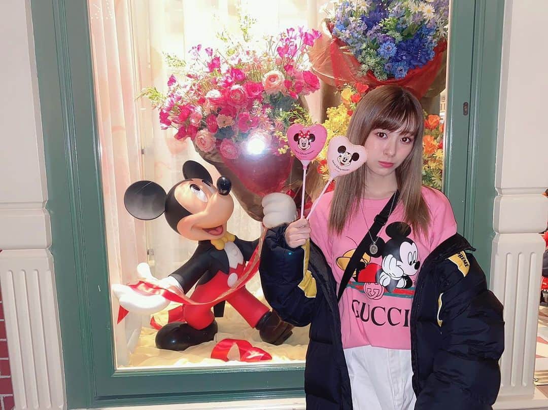 生田衣梨奈さんのインスタグラム写真 - (生田衣梨奈Instagram)「♥GUCCI×ディズニー♥﻿ ﻿ Instagramがやっとできたのでお披露目♡﻿ ﻿ まじで可愛い💖﻿ ﻿ いつから再開かな？？？？﻿ 行きたいなぁ〜♥﻿ ﻿ 着て行きたかったけどその時期通り越した笑笑﻿ ﻿ #morningmusume20﻿ #モーニング娘20﻿ #えりぽんかわいい﻿ #顔面国宝﻿ #かわいい﻿ #アイドル﻿ 存在が #インスタ映え﻿ #大好き﻿ #Love﻿ #beauty﻿ #followme﻿ #おうち時間﻿ #StayHome﻿ #ig_Japan﻿ #Disneyland﻿ #ディズニーランド﻿ #ディズニーコーデ﻿ #GUCCI﻿ #Disney﻿ #ディズニー﻿ #コラボ﻿ #グッチ﻿ #pink﻿ #最強﻿ #JAPAN﻿ #팔로미」5月28日 20時00分 - erina_ikuta.official