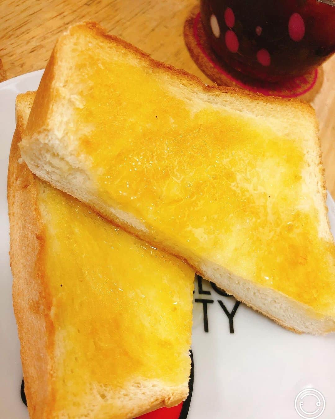 西尾夕紀さんのインスタグラム写真 - (西尾夕紀Instagram)「ペリカンパン🍞  ある日の朝食。  たまごサンド🥪& トーストして食べてみた❣️ キメが細かく もちもちしてたぁー👌 #たまごサンド #浅草 #ペリカンパン」5月28日 20時09分 - yuki_nishio_