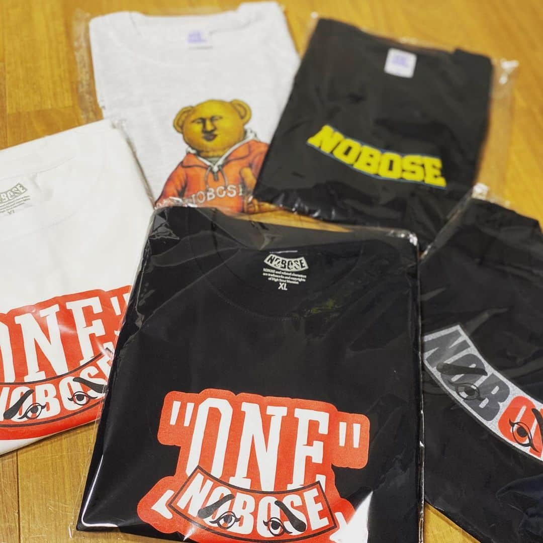 秋吉亮さんのインスタグラム写真 - (秋吉亮Instagram)「ボートレーサーの峰竜太さん手がけるブランド#oneonlinestore と#nobose さんのコラボTシャツ頂きました😍  かっこいい🤩✨ ありがとうございます👍  #競艇 #峰竜太 #nobose #おしゃれ #日本ハムファイターズ #秋吉亮」5月28日 20時23分 - ryo.akiyoshi_14