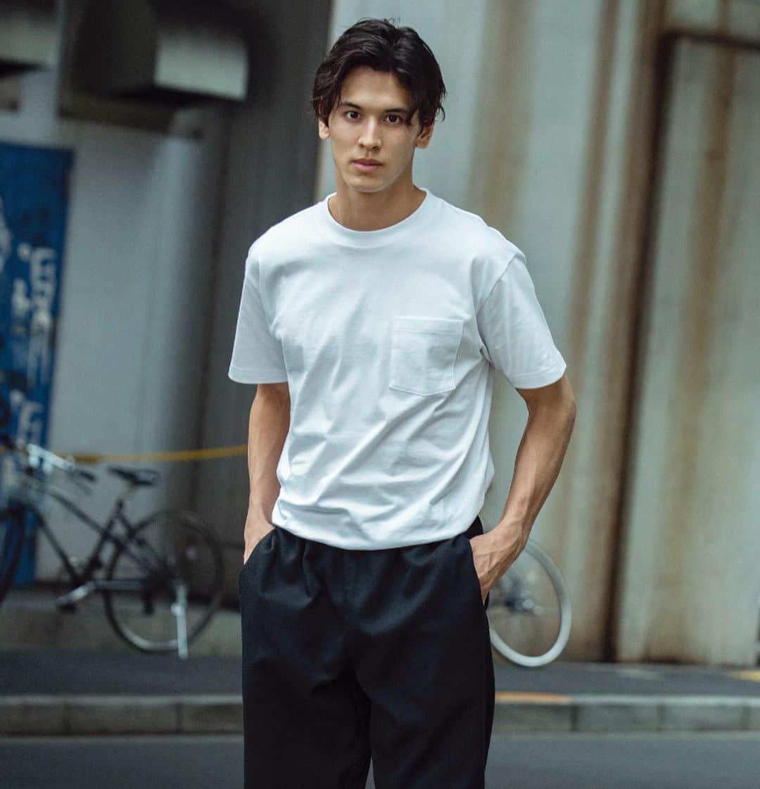 才川コージのインスタグラム：「筋急事態だ！ プロテインが底を尽きた。。 .  #筋肉  #最後のタンパク質 #muscletech  #オススメのタンパク質だ。」