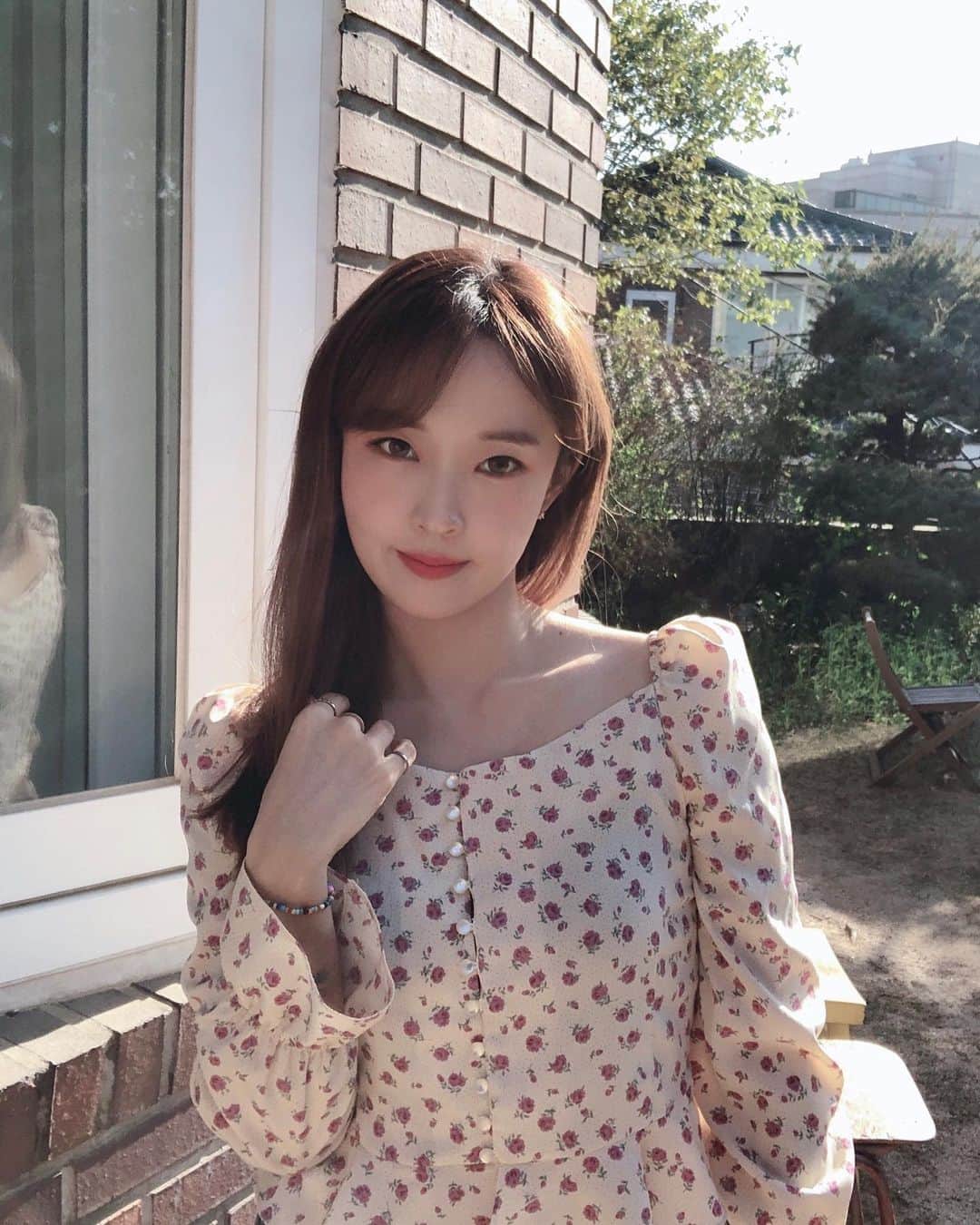 チョン・ジユンのインスタグラム：「햇빛 따스한 어느날 🤍」