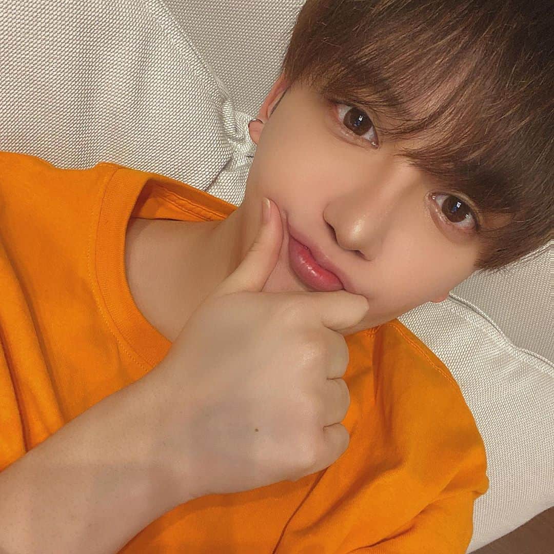 やっぴのインスタグラム：「今日からダイエット開始する🍊」