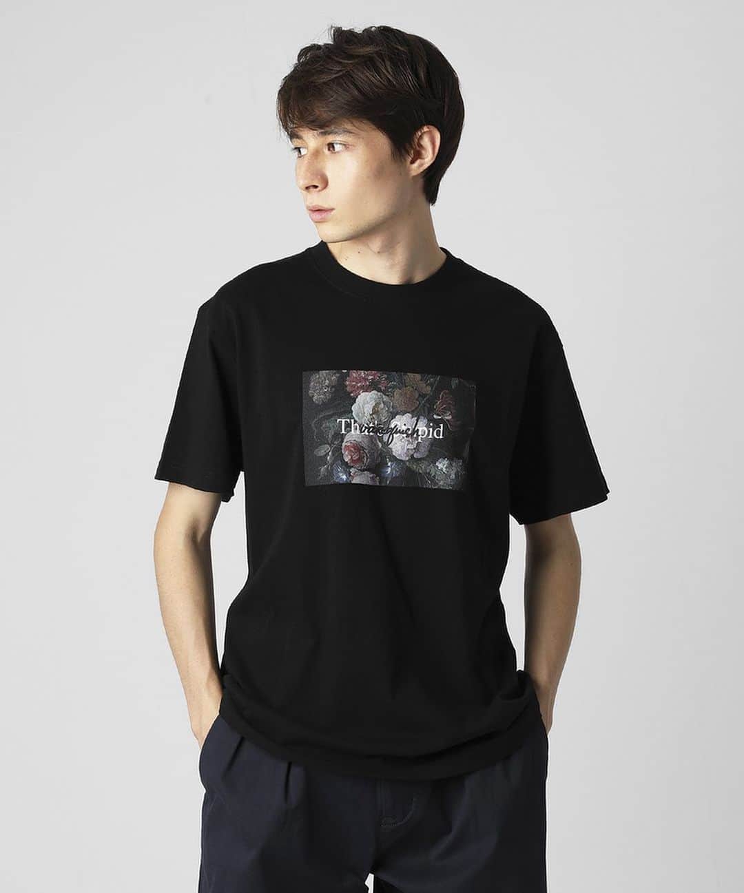 ヴァンキッシュのインスタグラム：「■ Flower PHOTO Message T-shirt[VGC1231] Color:White・Black Size:M・L・XL JPY 7,150 (tax included)  ㅤㅤㅤㅤㅤㅤㅤㅤㅤㅤㅤㅤㅤ Shop link bio！ ——————————————— ‪#VANQUISH #vanquishjp」