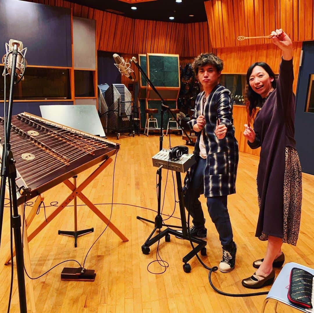 林ゆうきさんのインスタグラム写真 - (林ゆうきInstagram)「まだレコーディングがギリギリ出来てた頃にやったダイの大冒険のレコーディング風景です。うお〜、スタジオでみんなとわちゃわちゃしたいなぁ。最高の音を頂けました。#ダイの大冒険」5月28日 23時29分 - yukihayashi1231