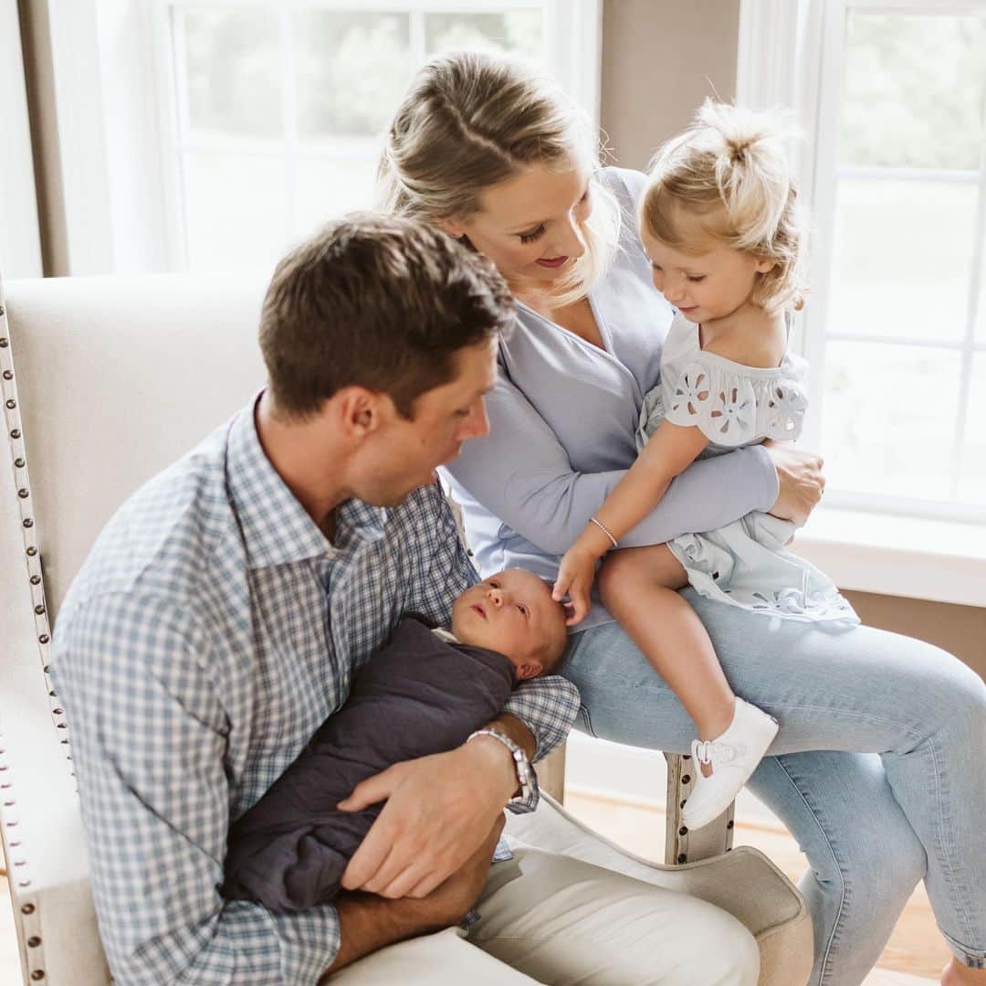 ブルック・パンケーキさんのインスタグラム写真 - (ブルック・パンケーキInstagram)「I so wish time could stand still (minus this pandemic) My heart has grown two times over, and so blessed for this sweet family of mine!」5月28日 23時33分 - brookepancake
