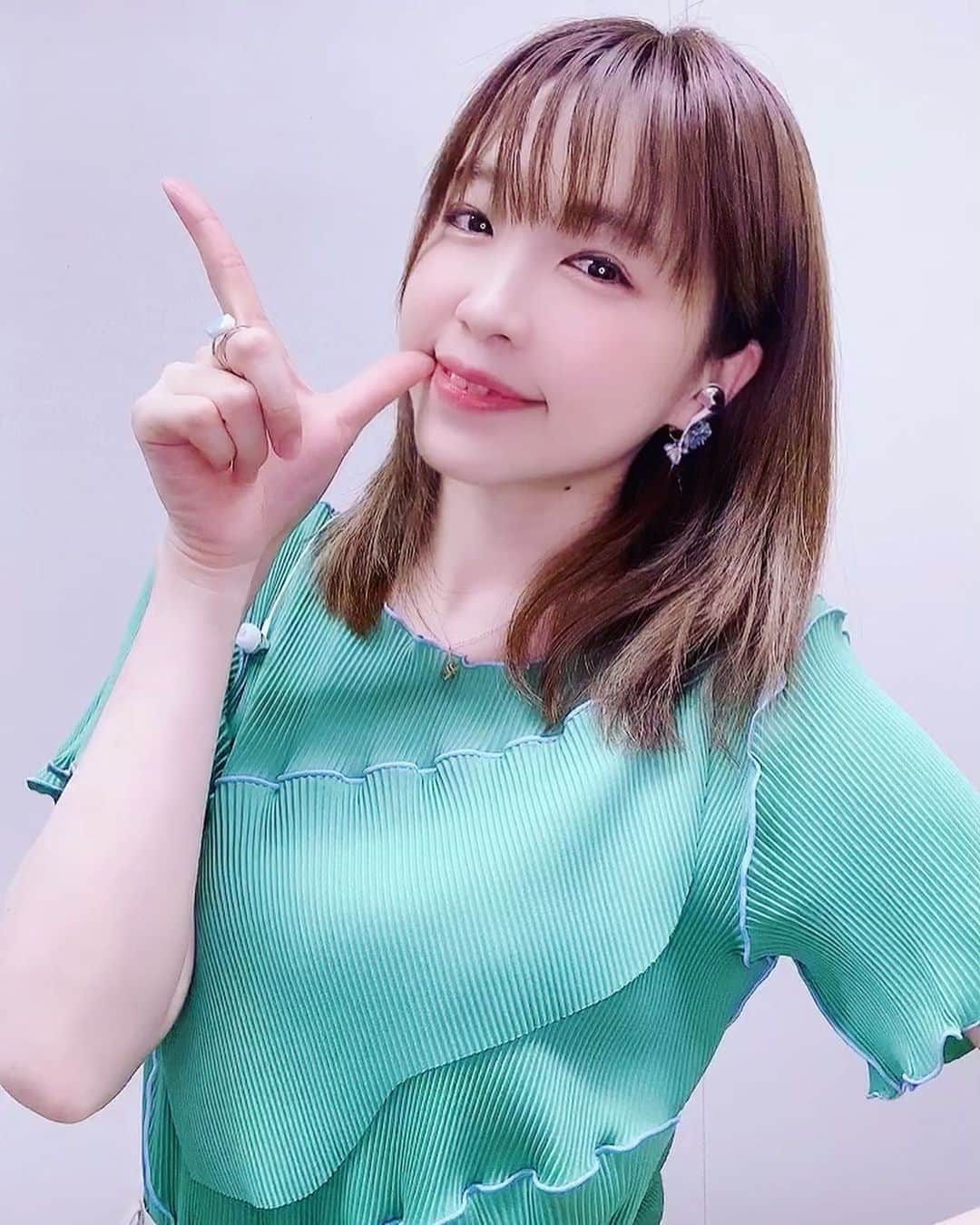 諏訪彩花さんのインスタグラム写真 - (諏訪彩花Instagram)「ありっっったけの感謝の舞っ！！！！！✨✨✨ #ありがさんきゅー　より💖」5月28日 23時37分 - suwa_ayaka