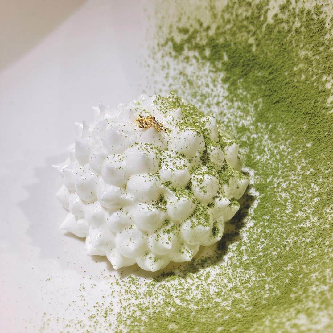 柳下毅一郎さんのインスタグラム写真 - (柳下毅一郎Instagram)「Quarantine 明け、どうせなら最高の店にと思って行ってきた。満足感ハンパない。#セララバアド #celaravird」5月28日 23時39分 - garth_y
