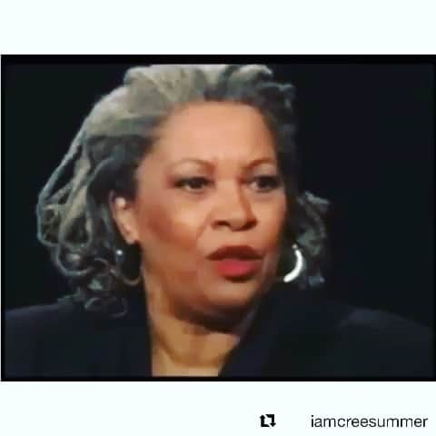 エリザベス・ロドリゲスのインスタグラム：「#georgefloyd #tonimorrison #racism」