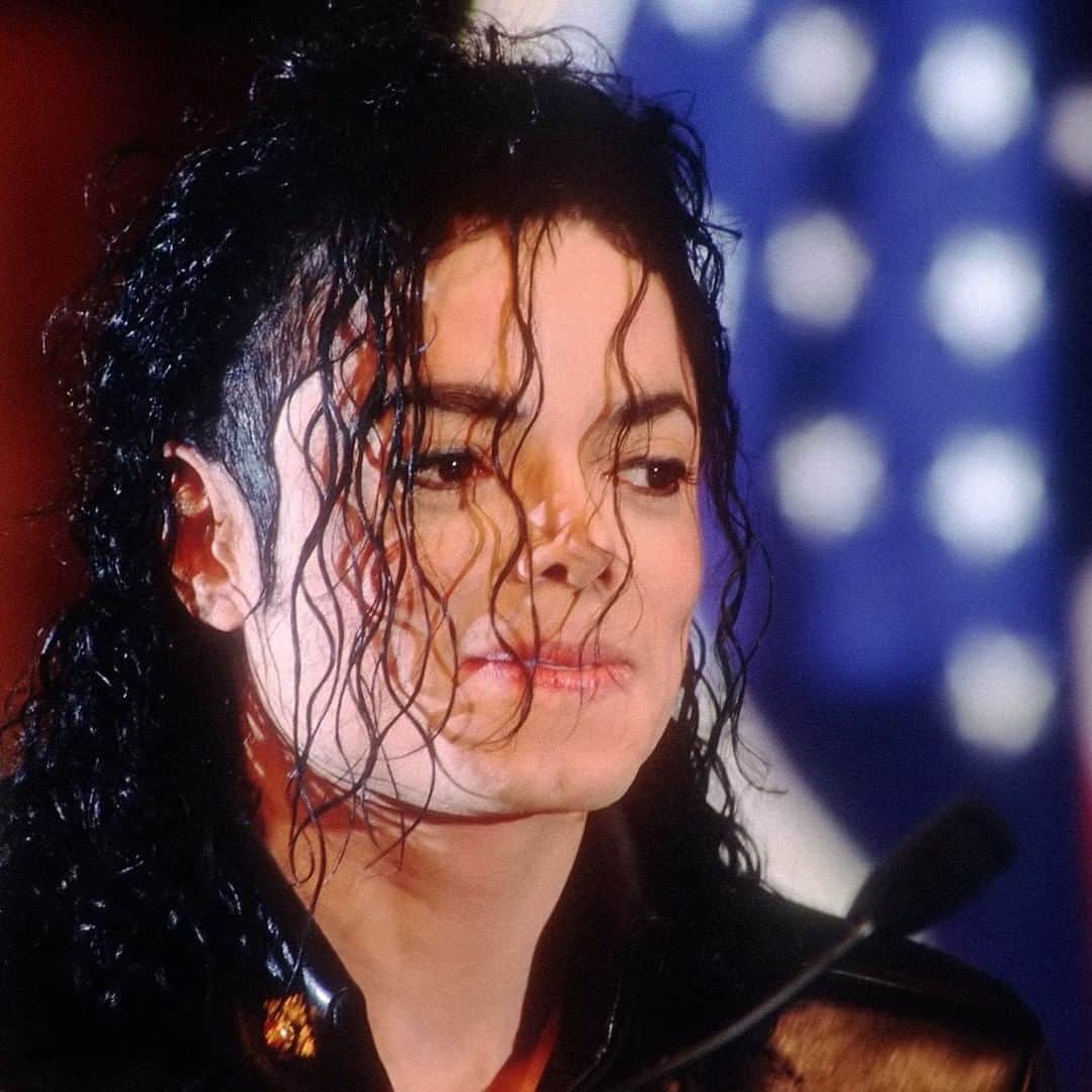 マイケル・ジャクソンさんのインスタグラム写真 - (マイケル・ジャクソンInstagram)「“The best description of Michael is ‘warm.’ Warm-hearted dude…Michael means ‘a reflection of God.’” – Teddy Riley」5月29日 1時00分 - michaeljackson