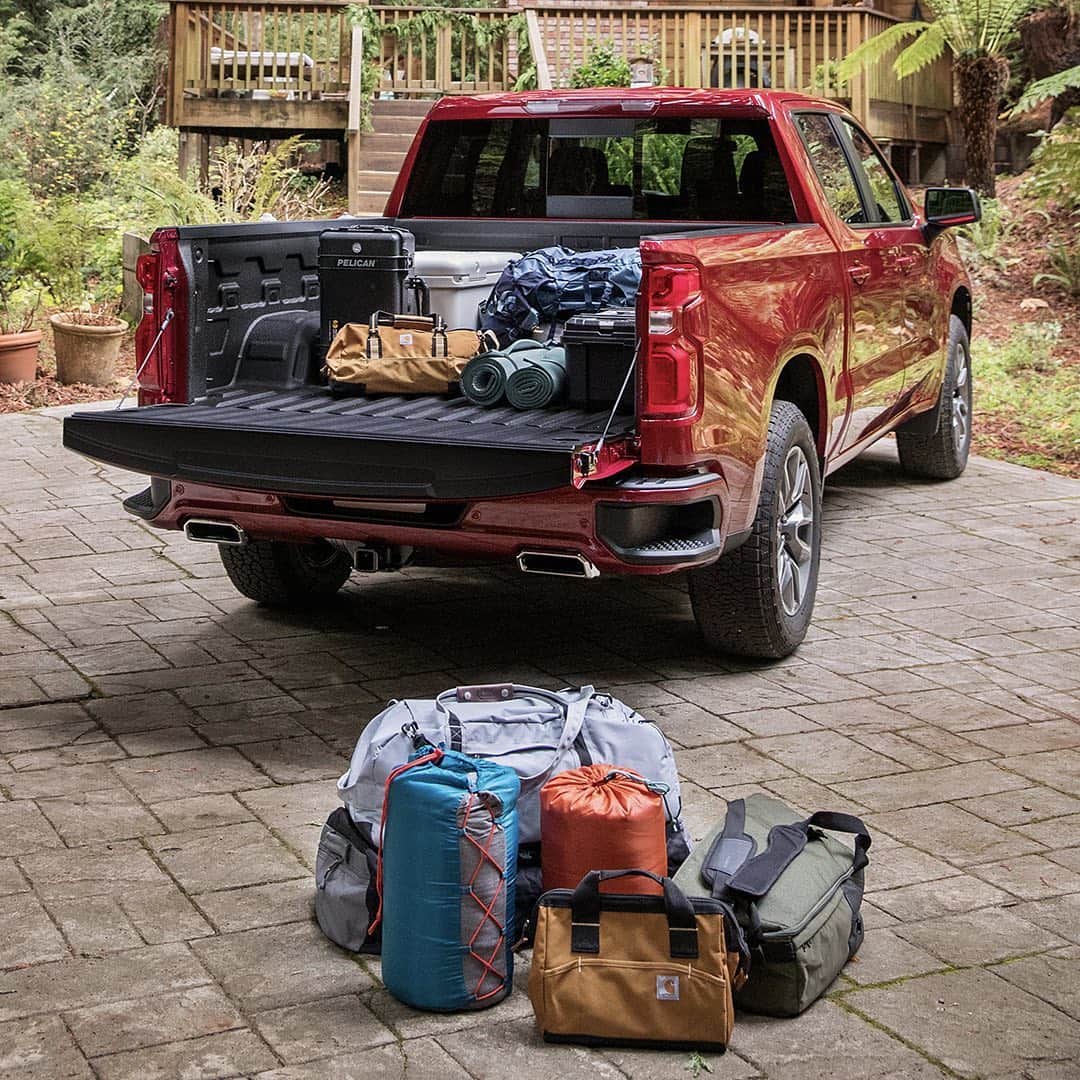 シボレーのインスタグラム：「When it’s time to get back out there, load up your #Silverado with @pelican gear.」