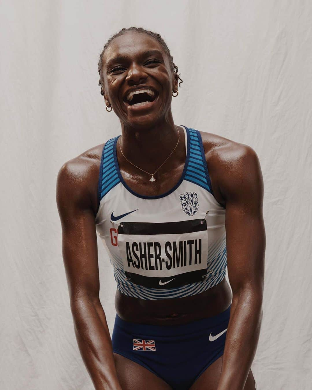 Nike Womenさんのインスタグラム写真 - (Nike WomenInstagram)「“Dealing with setbacks, you just got to accept that they’re inevitable, and you’ve got to be able to be flexible.”⁣ ⁣ In the latest Trained podcast, @DinaAsherSmith, 200-meter world champion and fastest British woman EVER, talks about adjusting her training on the fly when the games were pushed out a year...and how sometimes slowing down is the best way to get faster. 🤔 Yup, you read the right. Check out the podcast link in bio to get the full scoop.」5月29日 2時11分 - nikewomen