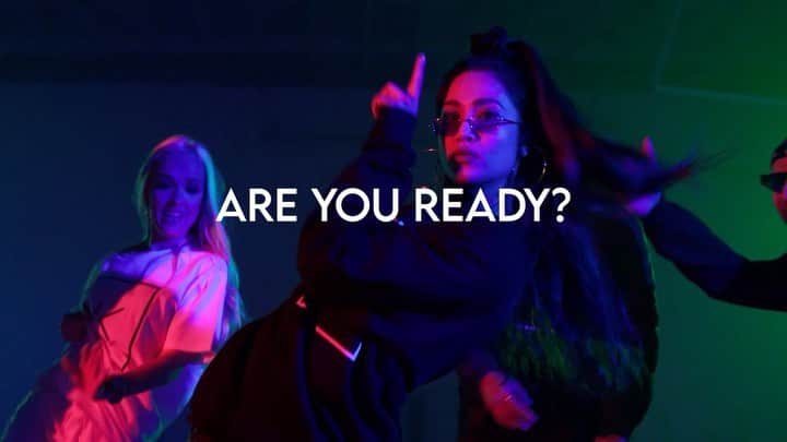 Nika Kljunのインスタグラム：「‼️SURPRISE ANNOUNCEMENT‼️🎉✨That’s right guys 🤩, my official MERCH line is launching straight to you, TOMORROW on my new website!!! 💗 #NKMerch  #NikaKljunMerchandise 😎 Who’s as ready as I am!? 😁 . I’ve been working on this for a minute now, because it has been so important to me to do it right, and to provide you with clothing that is not only stylish ⭐️, but also comfortable 🙆🏼‍♀️ 💕 ✨ The line also features a collaboration with @quickshoelace too, 👀🔥✨ #NKMerchXQuickShoeLace . I’m so happy to FINALLY be able to announce this new venture ❤️💪🏼 I can’t wait to see you all rocking some pieces from the line! See you TOMORROW with more info 😜 . #excitedmuch #whosready #onlineshopping #tshirtslovers #hoodiestyle #shoelaces #sweaterstyle #beanies #nikakljun #nikakljunchoreography #dancevideos #dancelove #dancegoals #dancersofinsta #danceclothes」