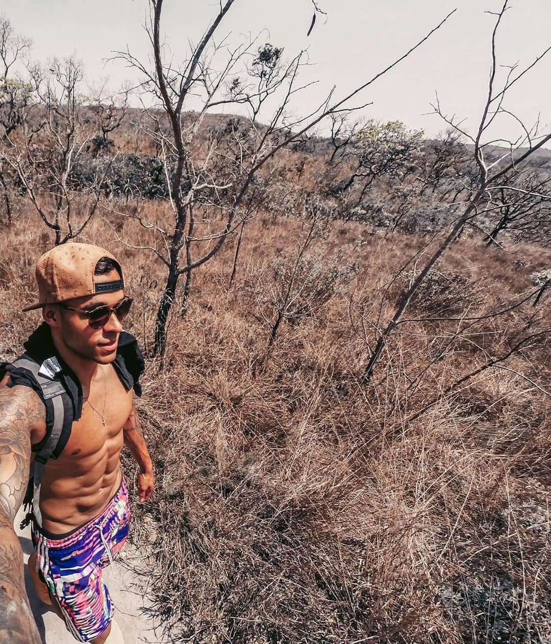 マテウス・サンタナのインスタグラム：「#tbtzin por aí a fora 🍃」