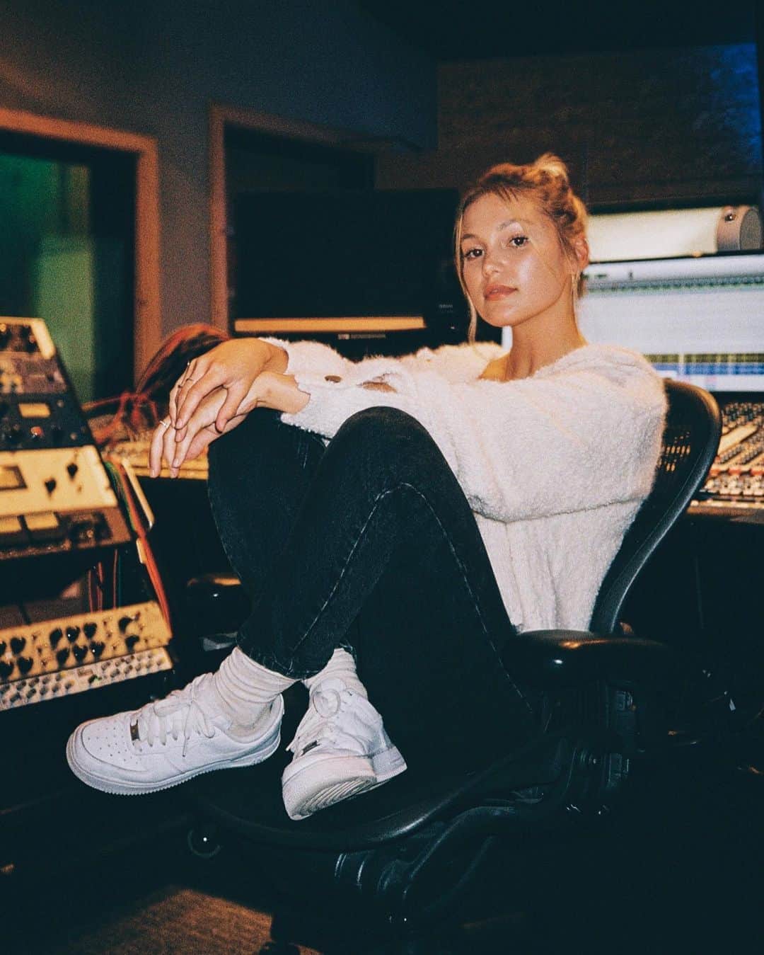 のインスタグラム：「hi 🙋🏼‍♀️」