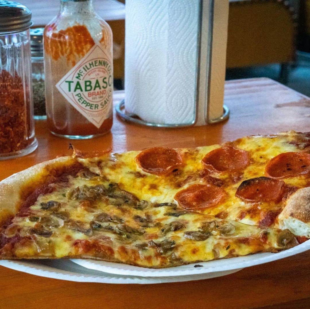 The Japan Timesさんのインスタグラム写真 - (The Japan TimesInstagram)「Once upon a time, you would probably have been laughed out of the room for trying to compare any pizza in Japan to those from the dish’s homeland. Now, Tokyo plays ready challenger, with enough great options to make writing a list of top pizza restaurants genuinely difficult. Click on the link in our bio for a list of five favorites, and a sprinkling of honorable mentions, where the pizza is superb whatever the occasion. All offer takeout or delivery, making them appropriate options for the #stayhome era. 📸 Oscar Boyd (@oscar.boyd) . . . . . . #Japan #Tokyo #travel #japantravel #travelblog #pizzatime #pizzalove #pizzadelivery #lovepizza #pizzalife #pizzaparty #日本 #東京 #ピザ #ピッツァ #料理 #食事 #おすすめ #旅行 #🍕」5月29日 16時09分 - thejapantimes