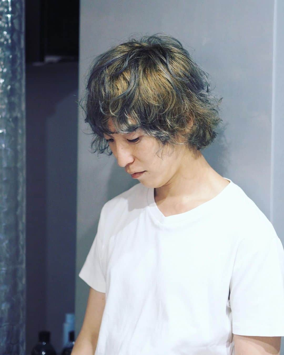 武井優心さんのインスタグラム写真 - (武井優心Instagram)「渋谷にある隠れ家的サロン @the_algonquin_tokyo にてカット&カラーしてもらいました。もう夏だし気分入れ替え大事！髪の毛いじるだけでこんなに心が晴れるんだな🌞いつもありがとうございます〜。」5月29日 16時46分 - imasam_2014