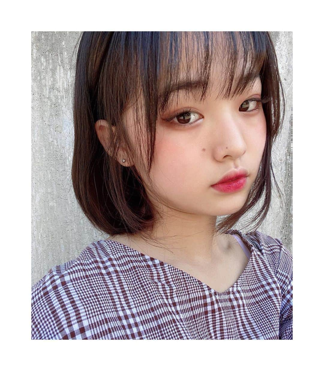 野口花鈴さんのインスタグラム写真 - (野口花鈴Instagram)「今日は涼しい格好‼︎ 人生初のつけま！つけるの難しい😭  #ファッションコーデ  #ファッション #コーデ」5月29日 9時48分 - narun_522