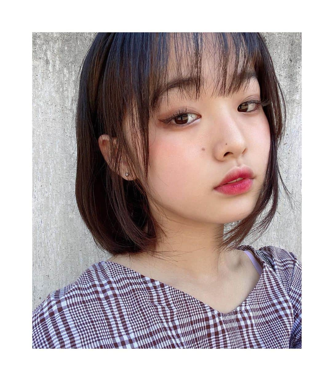 野口花鈴さんのインスタグラム写真 - (野口花鈴Instagram)「今日は涼しい格好‼︎ 人生初のつけま！つけるの難しい😭  #ファッションコーデ  #ファッション #コーデ」5月29日 9時48分 - narun_522