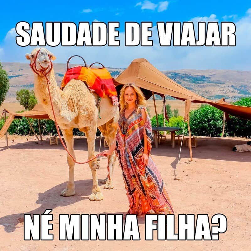 Eliana Michaelichin Bezerraのインスタグラム：「Bora rir pra não chorar, né minha filha? #quarentena #vaificartudobem」